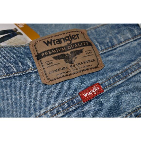 WRANGLER NEW $45 Five Star Flex Relaxed Fit Light Wash‎ Denim Jean Men's 32 - Picture 3 of 4